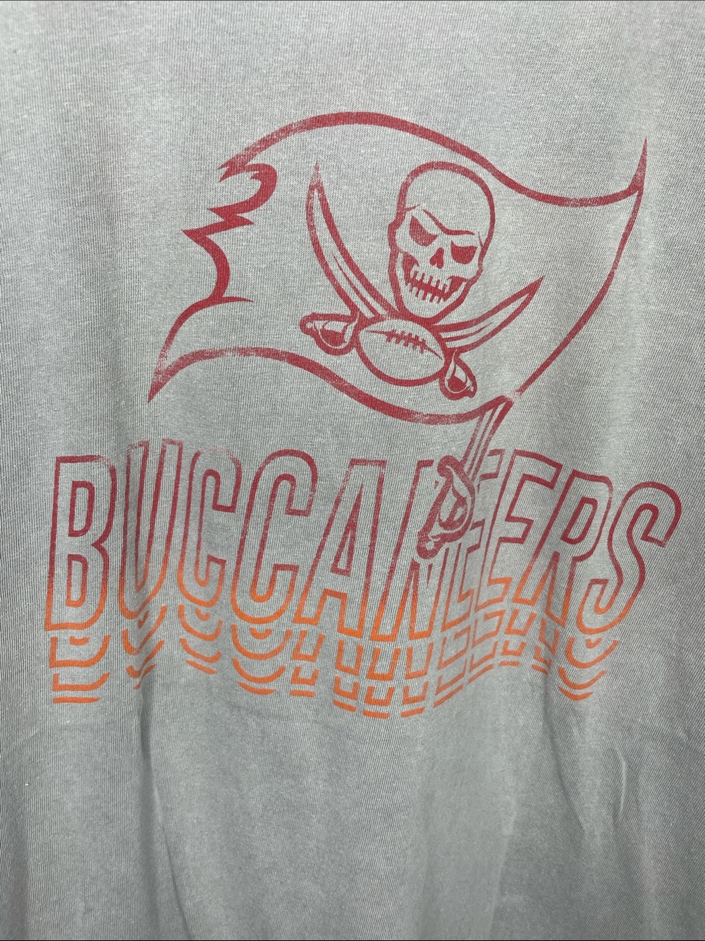 Tampa Bay Buccaneers gray tee with red & light orange graphics